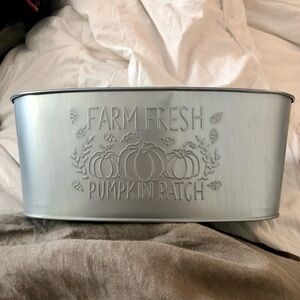 Decorative Tin container